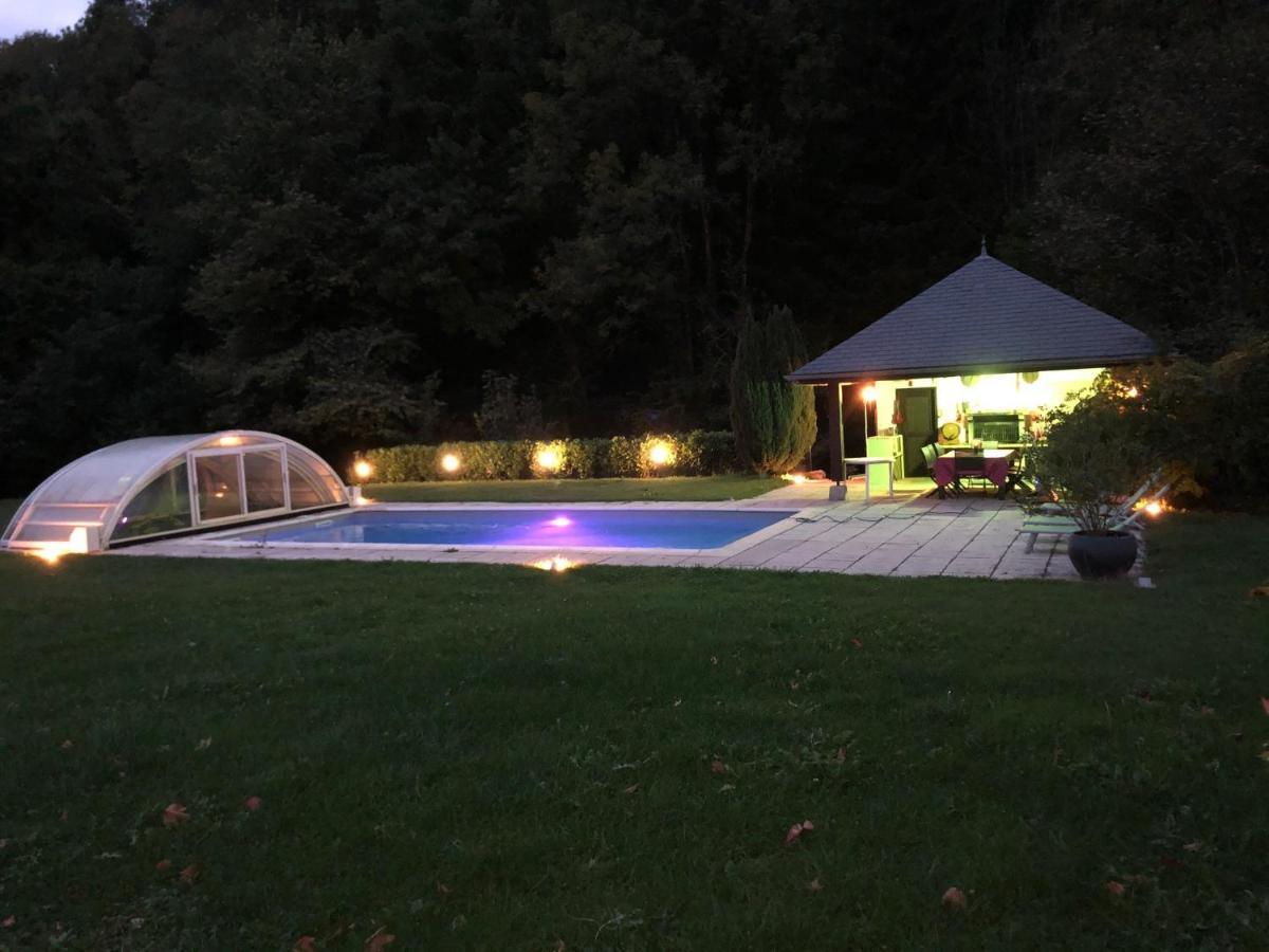 Le Clos Du Tulipier La Chapelle-du-Bard Extérieur photo